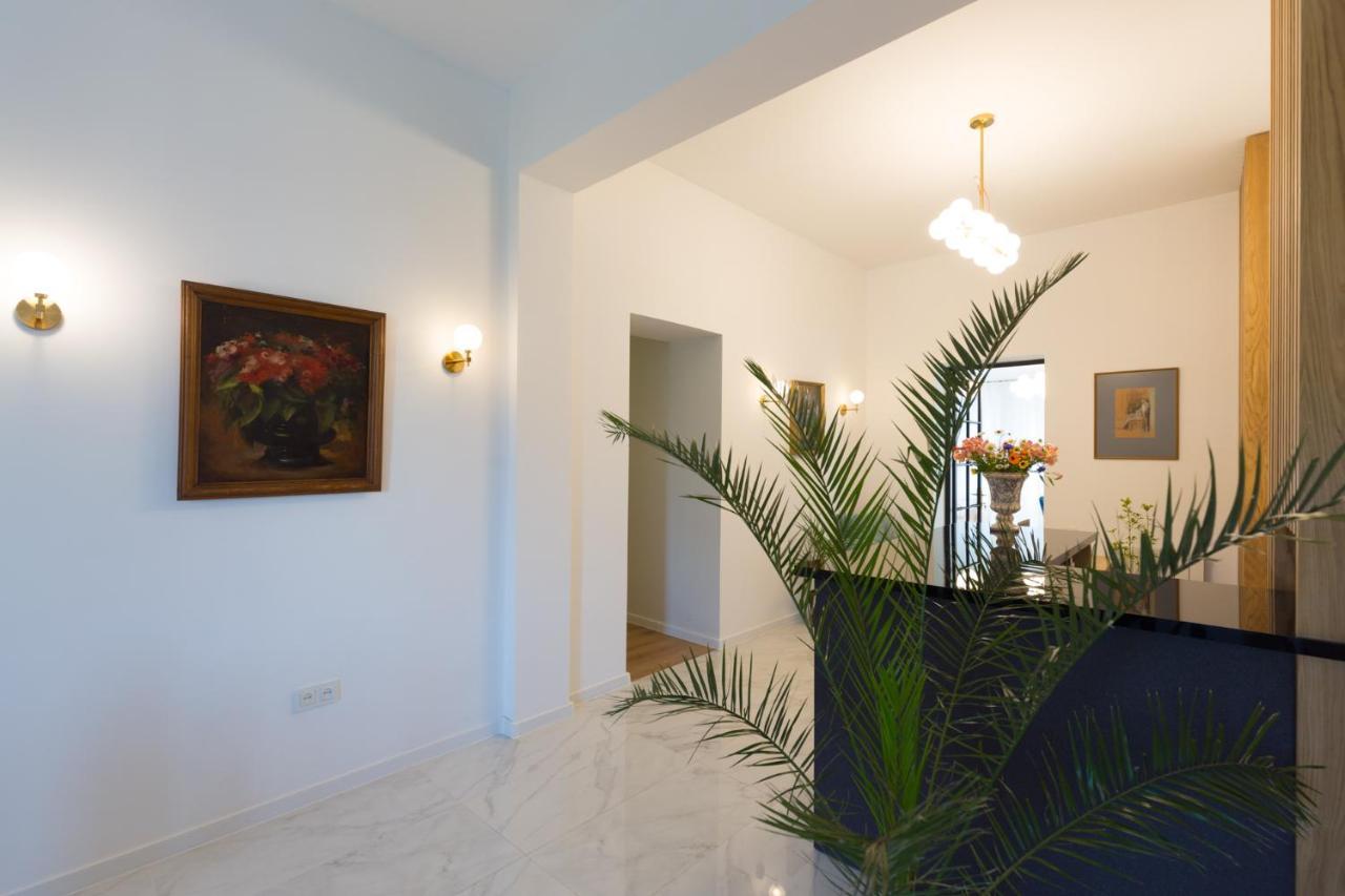 Hotel Lifetime Batumi Luaran gambar