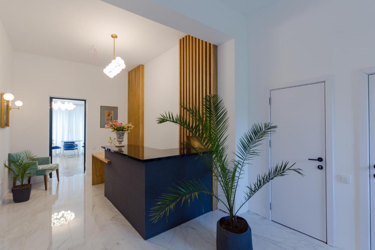 Hotel Lifetime Batumi Luaran gambar